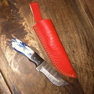 Damascus Knife Full Tang Corain and Wooden Handle NWOT